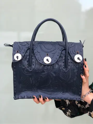 Carving Tribes 伊藤　静華 コーディネート画像