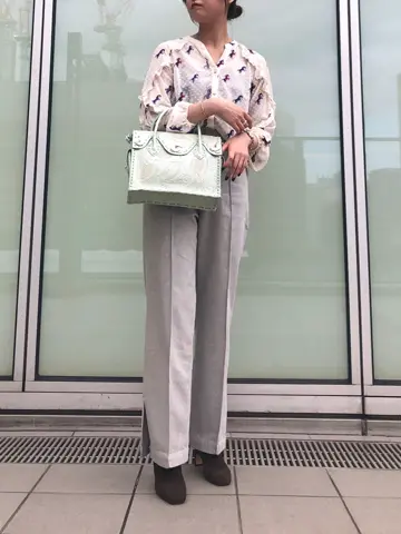 Carving Tribes 伊藤　静華 コーディネート画像