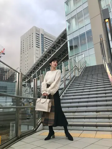 Carving Tribes 村上 麗華 コーディネート画像