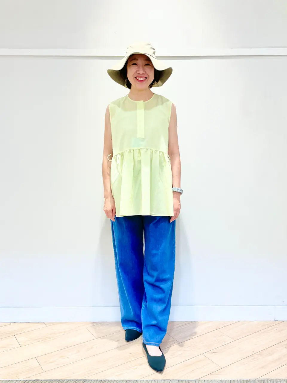  スタッフ コーディネート画像