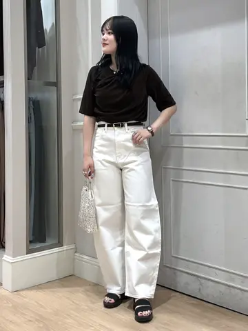 ANY SIS erika コーディネート画像