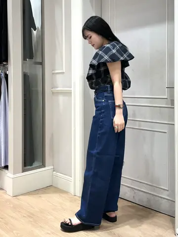 ANY SIS erika コーディネート画像