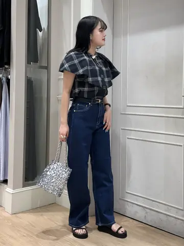 ANY SIS erika コーディネート画像