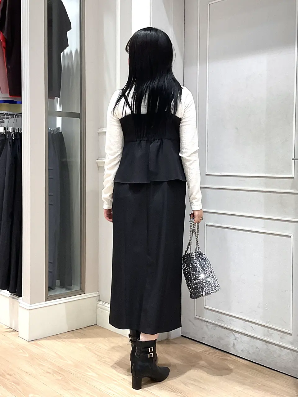 ANY SIS erika コーディネート画像