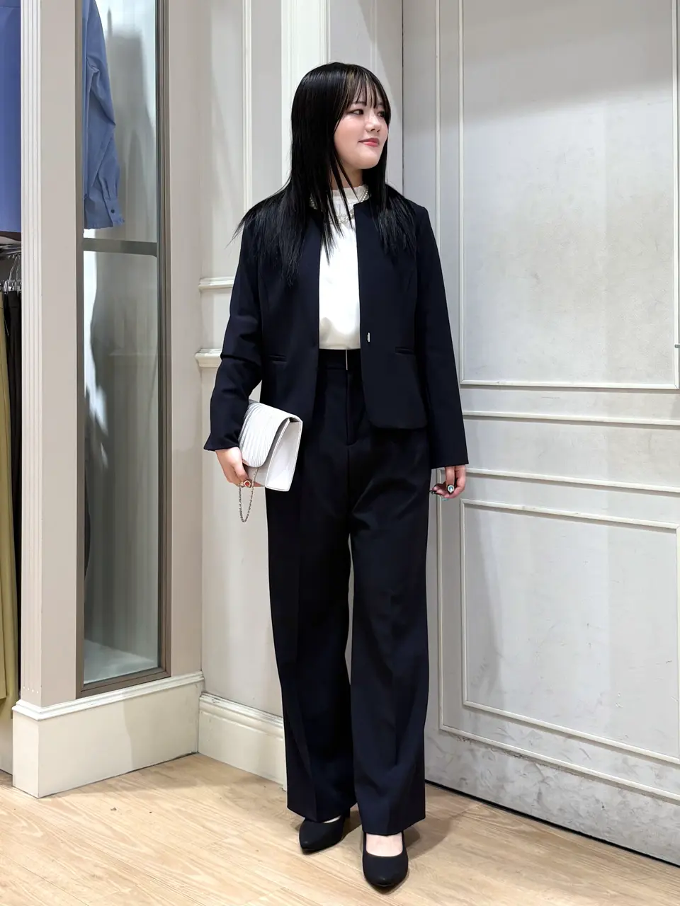 ANY SIS erika コーディネート画像