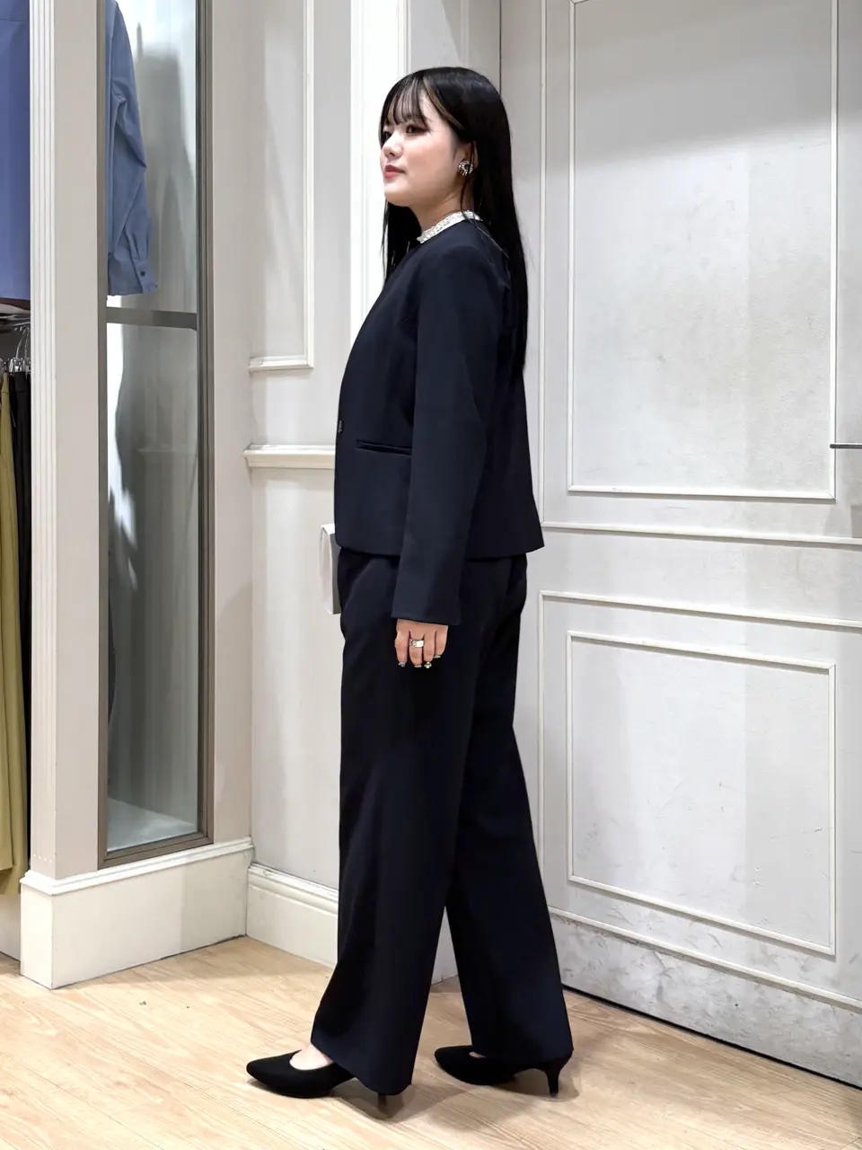 ANY SIS erika コーディネート画像