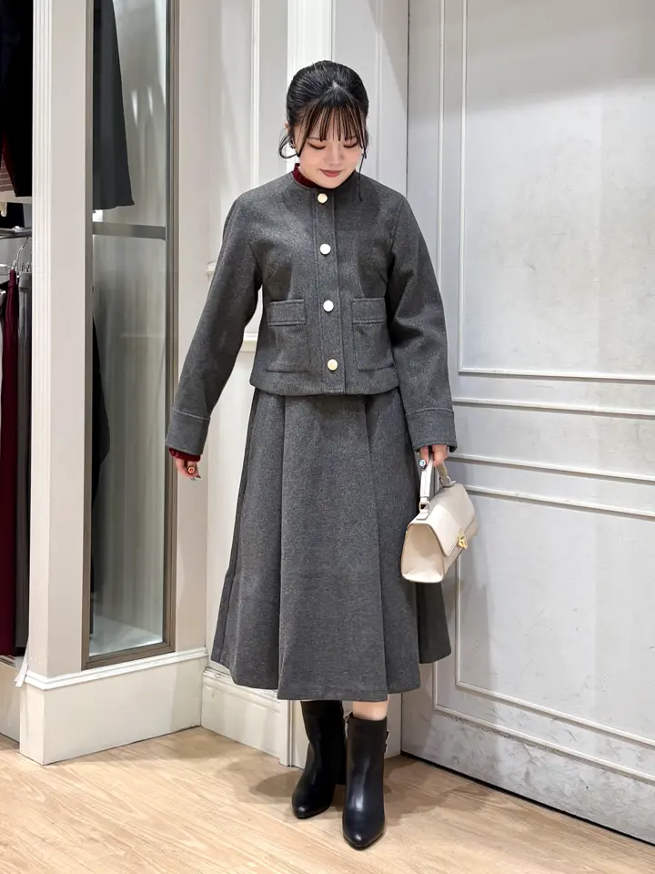 ANY SIS erika コーディネート画像