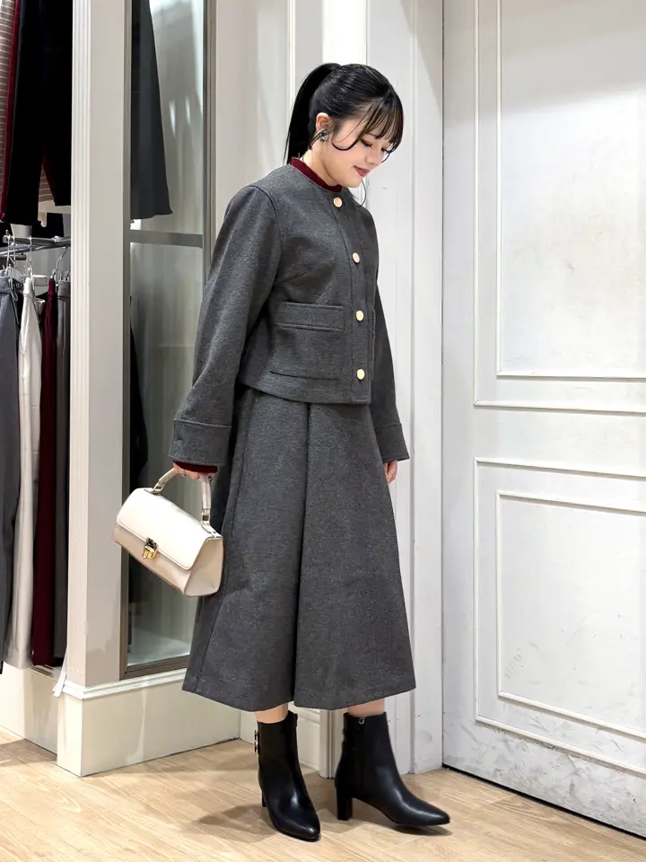 ANY SIS erika コーディネート画像