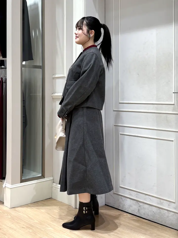 ANY SIS erika コーディネート画像