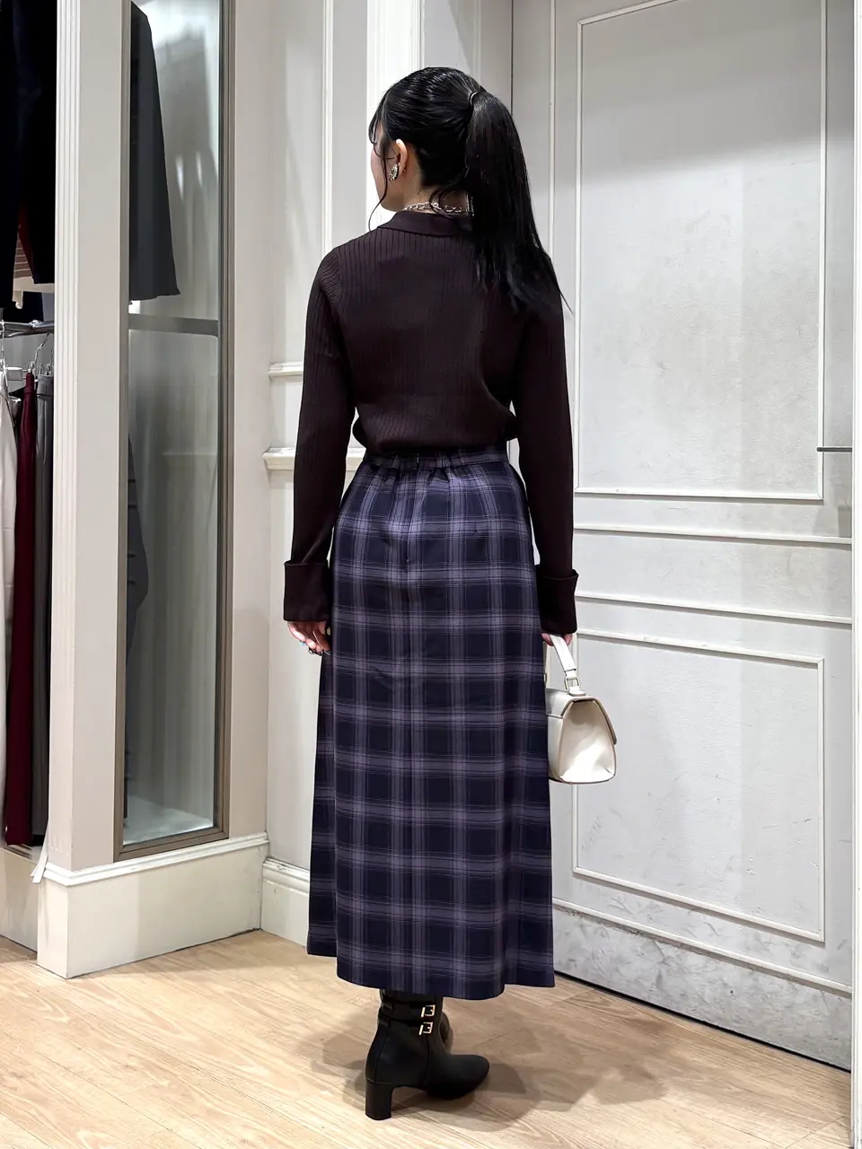 ANY SIS erika コーディネート画像