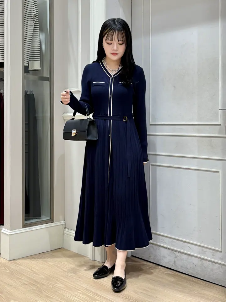 ANY SIS erika コーディネート画像