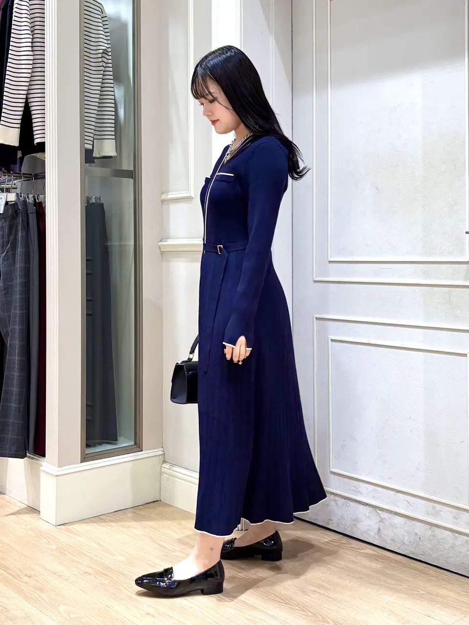 ANY SIS erika コーディネート画像