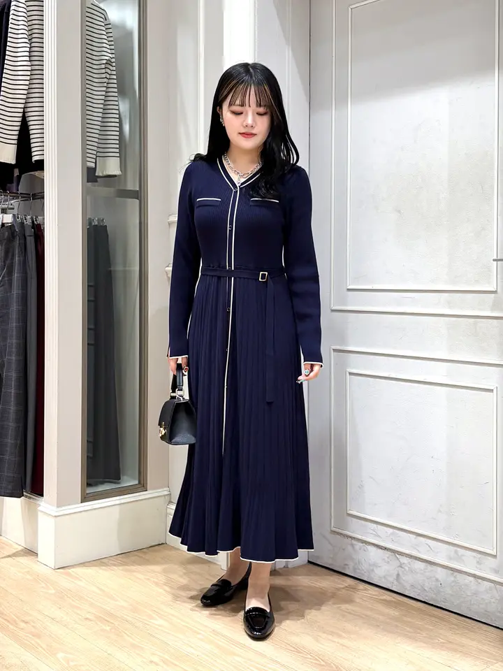 ANY SIS erika コーディネート画像