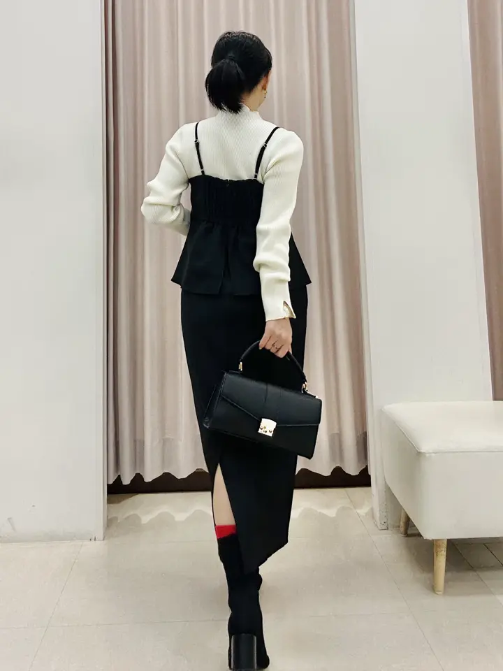 ANY SIS ナラ コーディネート画像