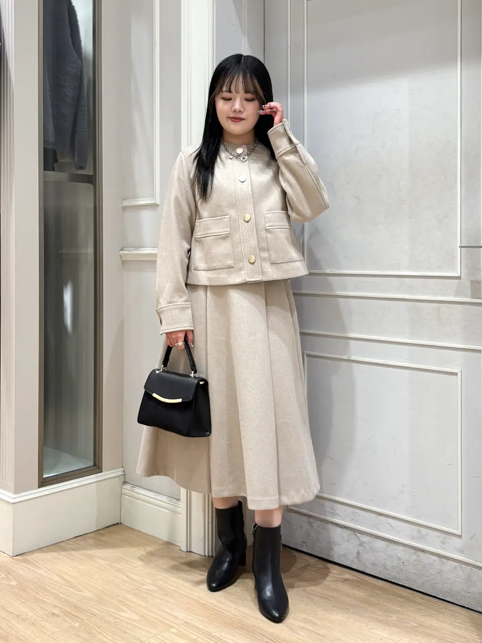 ANY SIS erika コーディネート画像