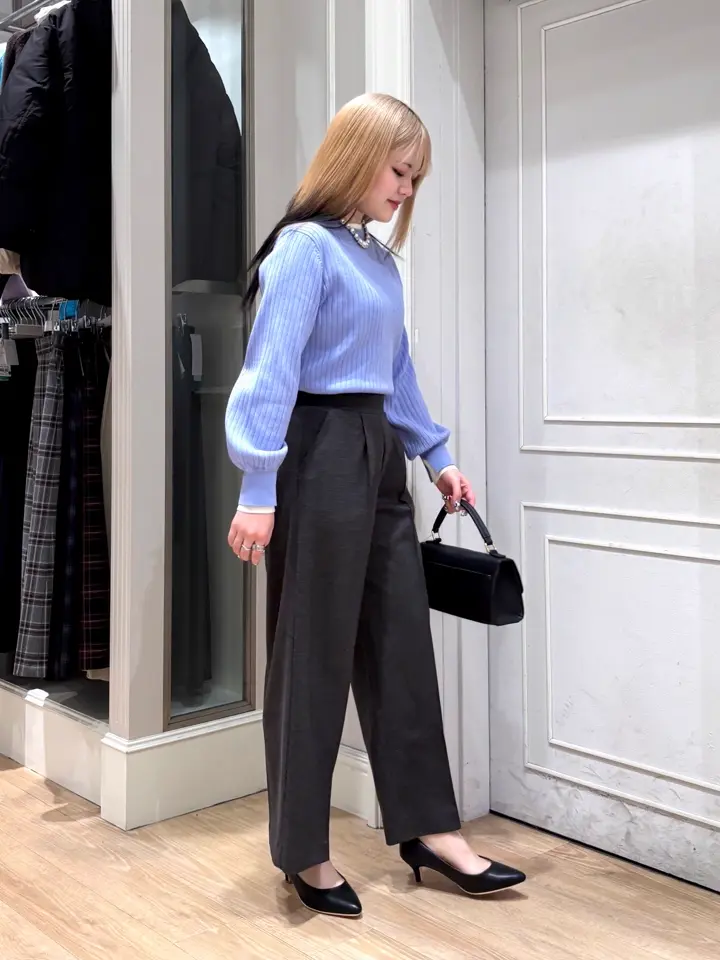 ANY SIS erika コーディネート画像