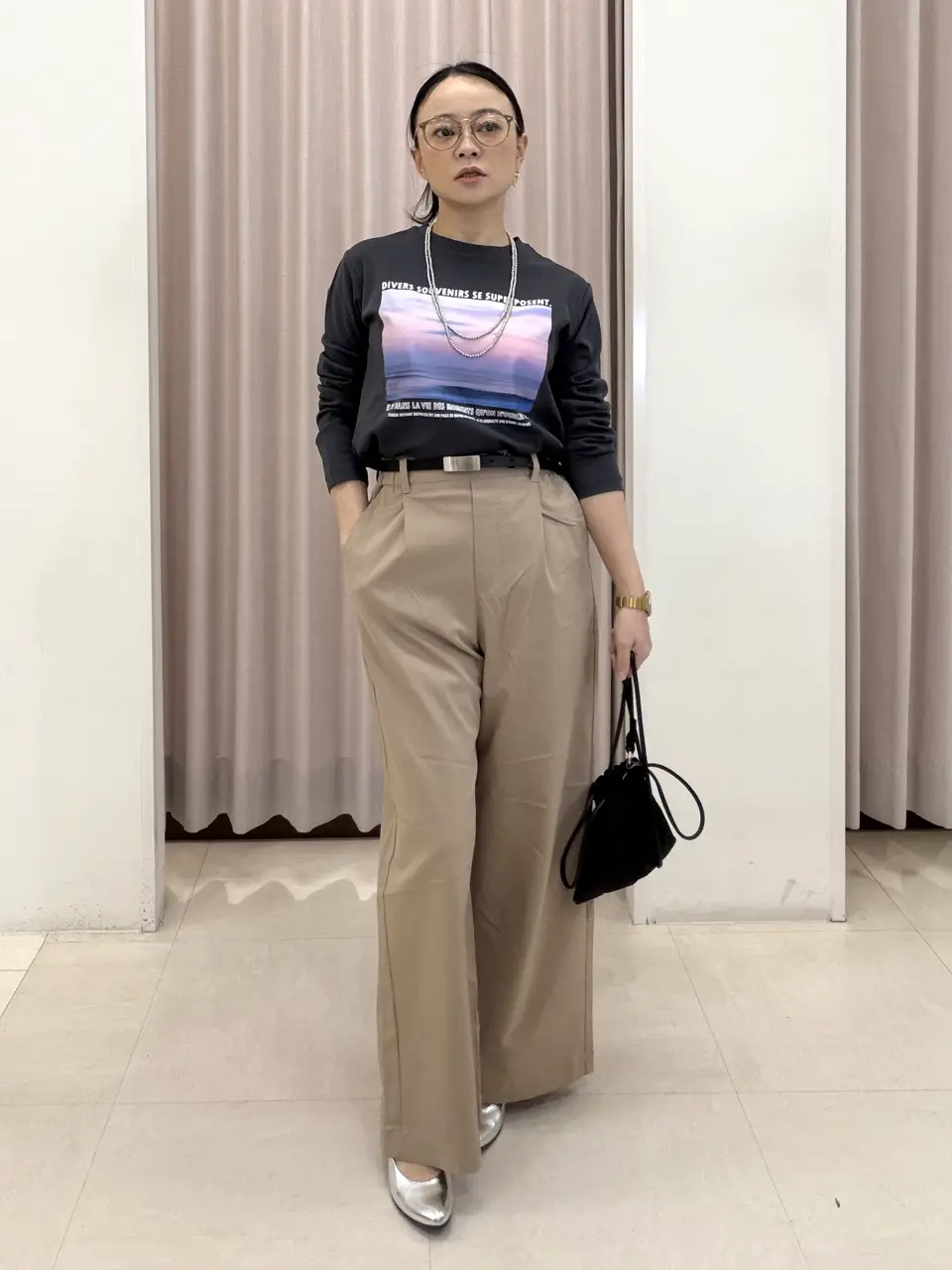  ナラ コーディネート画像