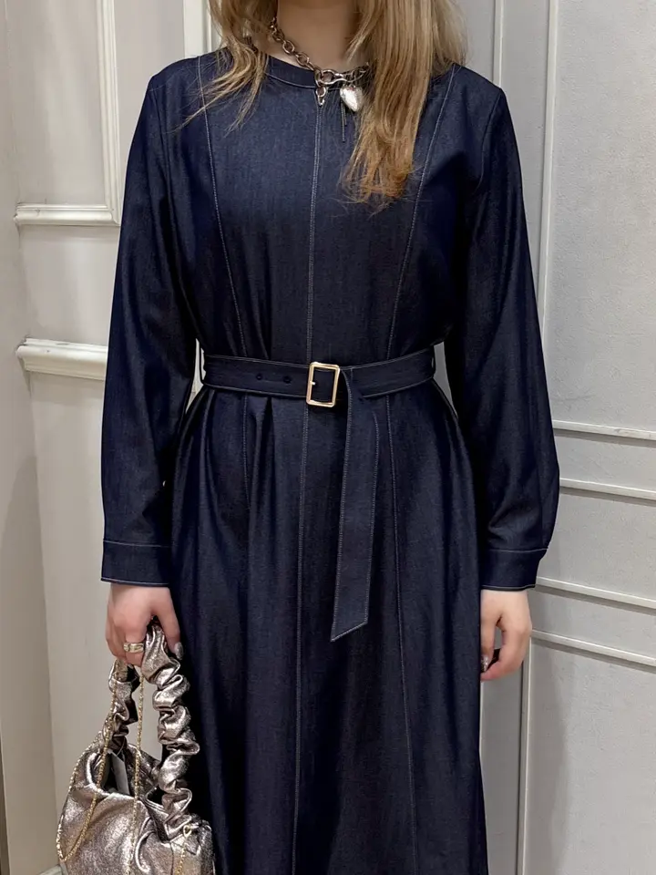 ANY SIS erika コーディネート画像