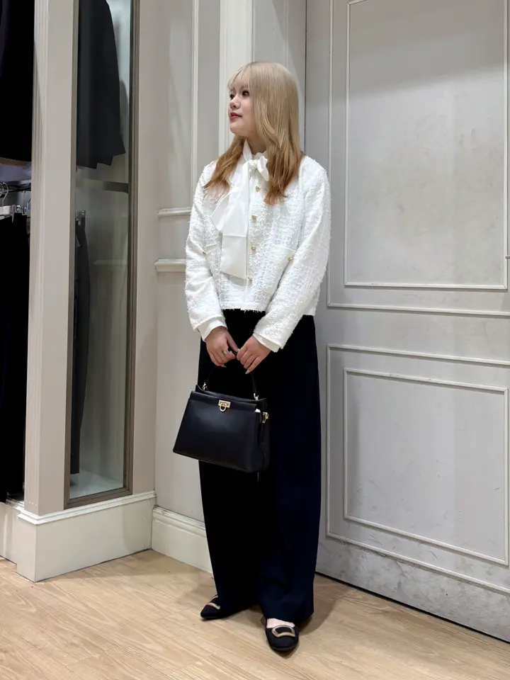 ANY SIS erika コーディネート画像