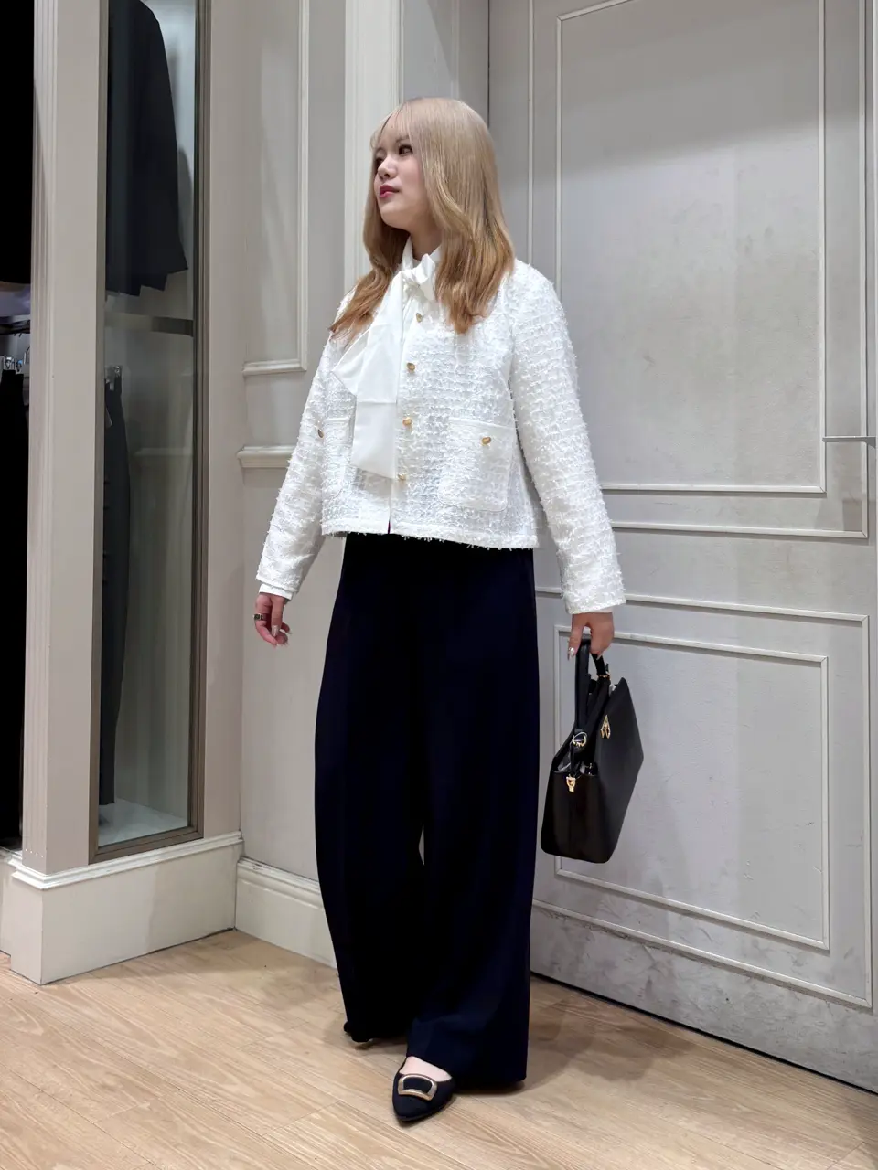 ANY SIS erika コーディネート画像