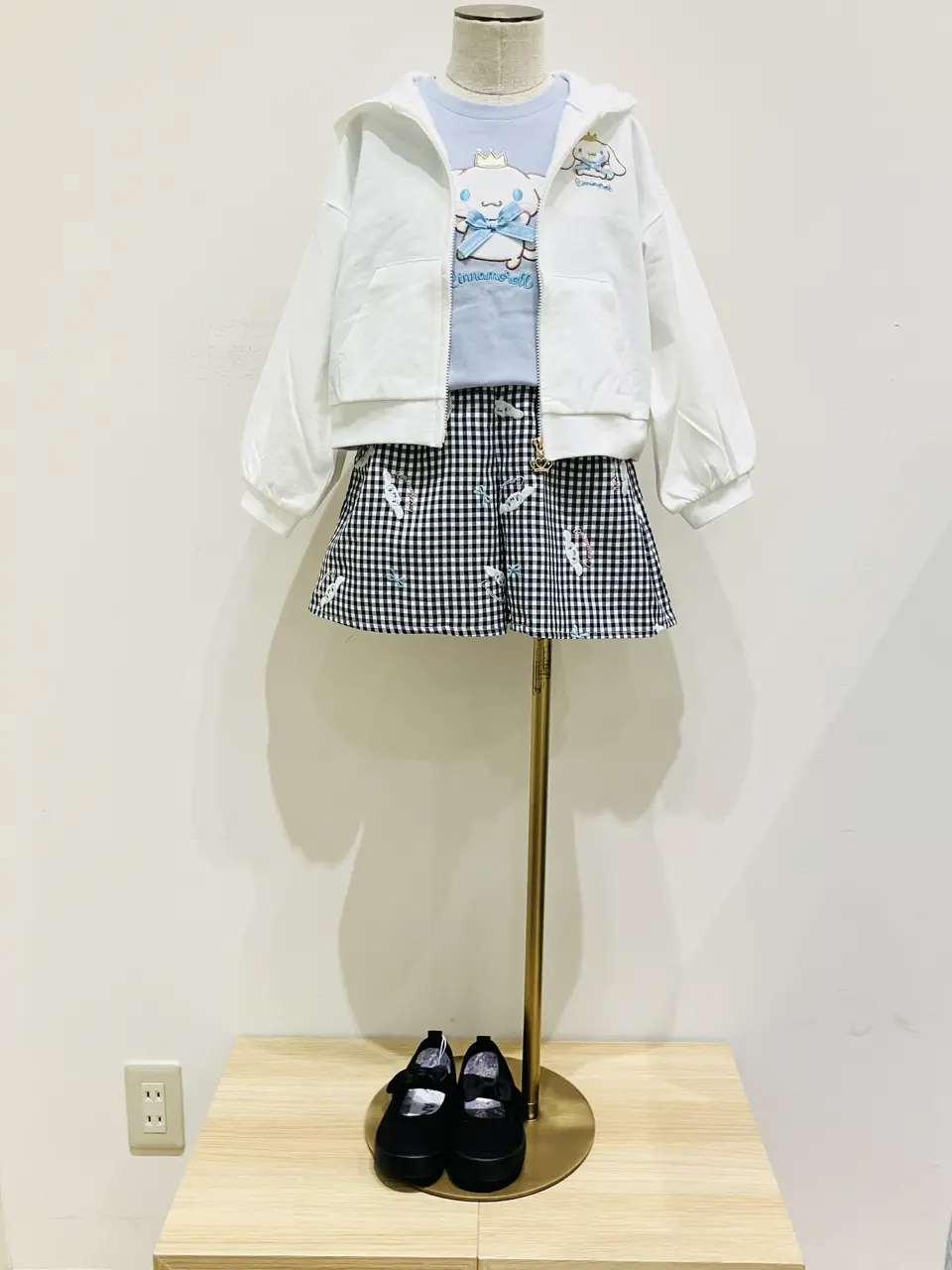 ANY スタッフ コーディネート画像