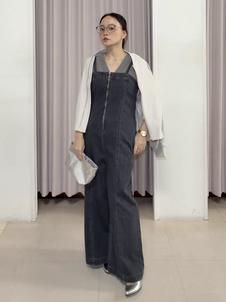  ナラ コーディネート画像