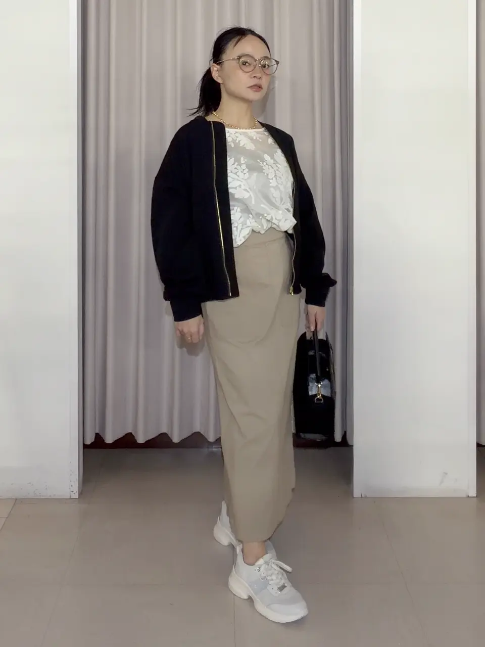  ナラ コーディネート画像