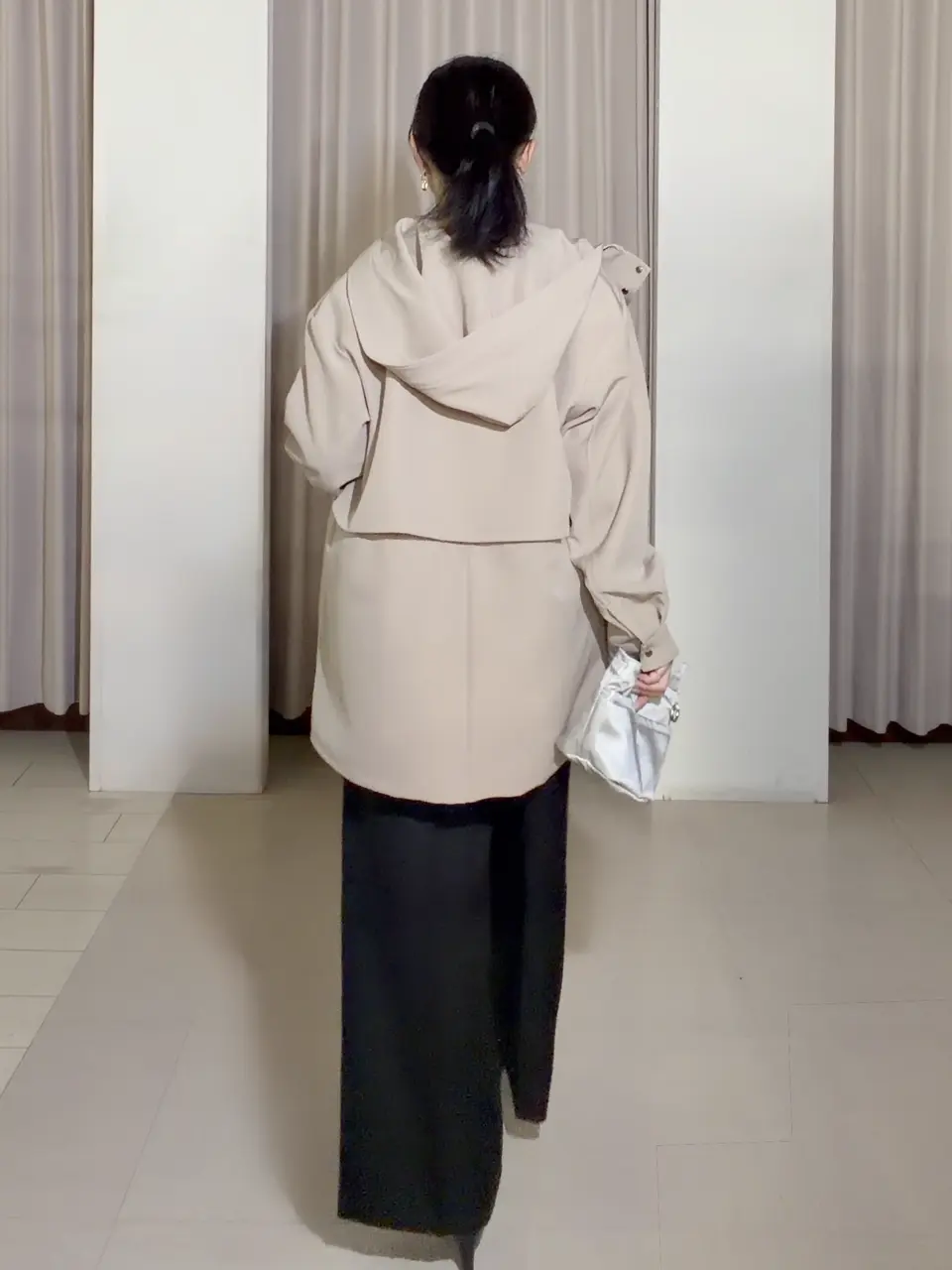 ANY SIS ナラ コーディネート画像