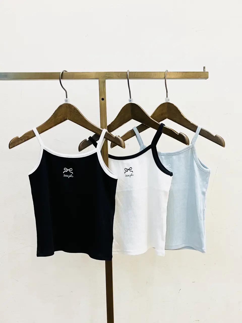 ANY スタッフ コーディネート画像