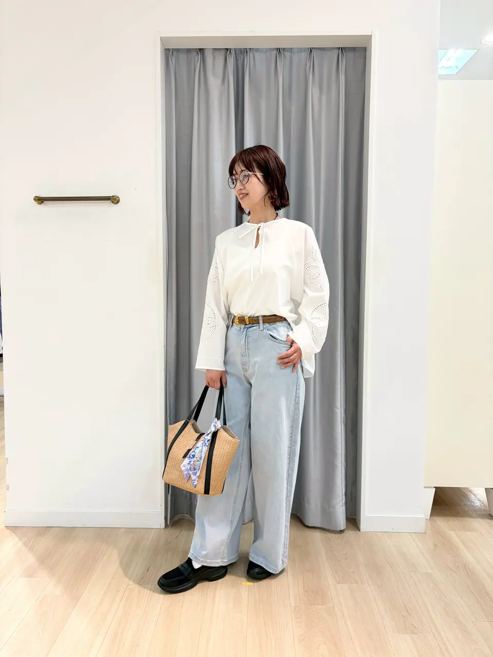  アカマ コーディネート画像