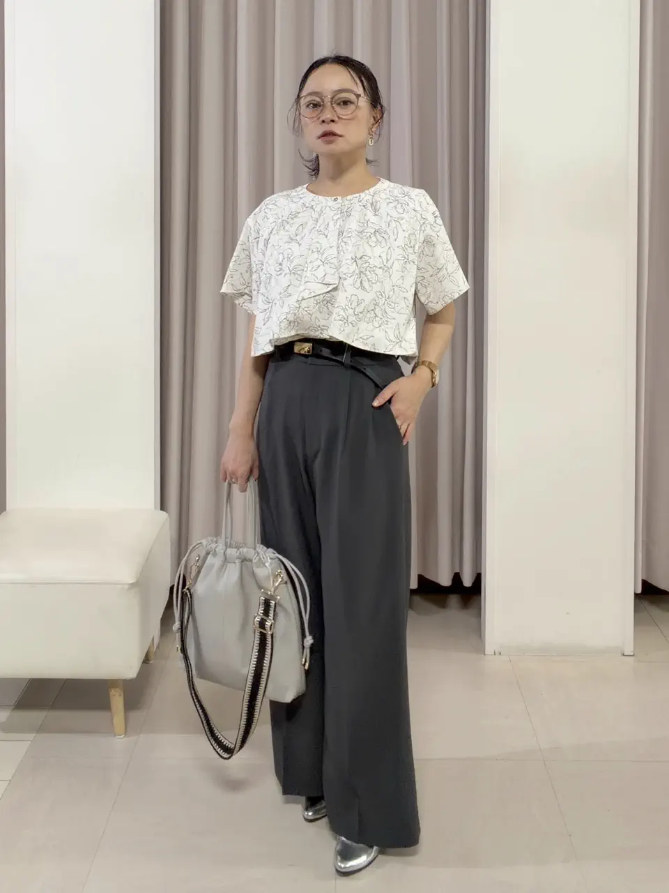ANY SIS ナラ コーディネート画像