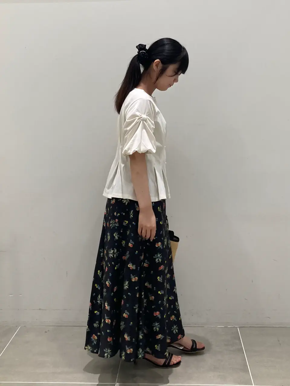ONWARD CROSSET SELECT 鈴木 コーディネート画像