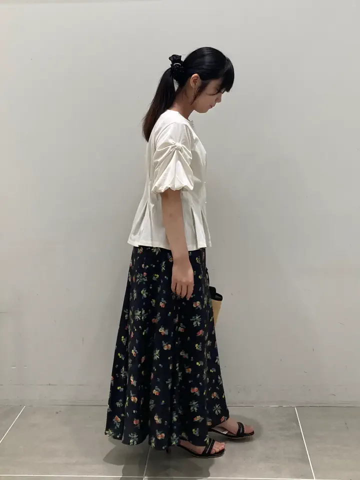 ONWARD CROSSET SELECT 鈴木 コーディネート画像