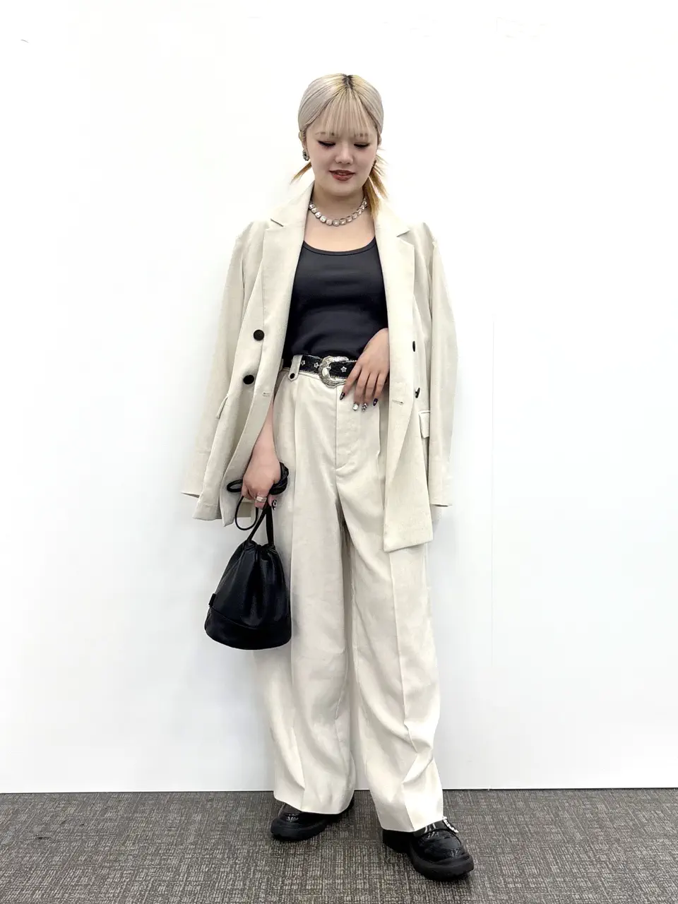  erika コーディネート画像