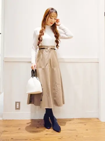 UNFILO 福本 加奈 コーディネート画像