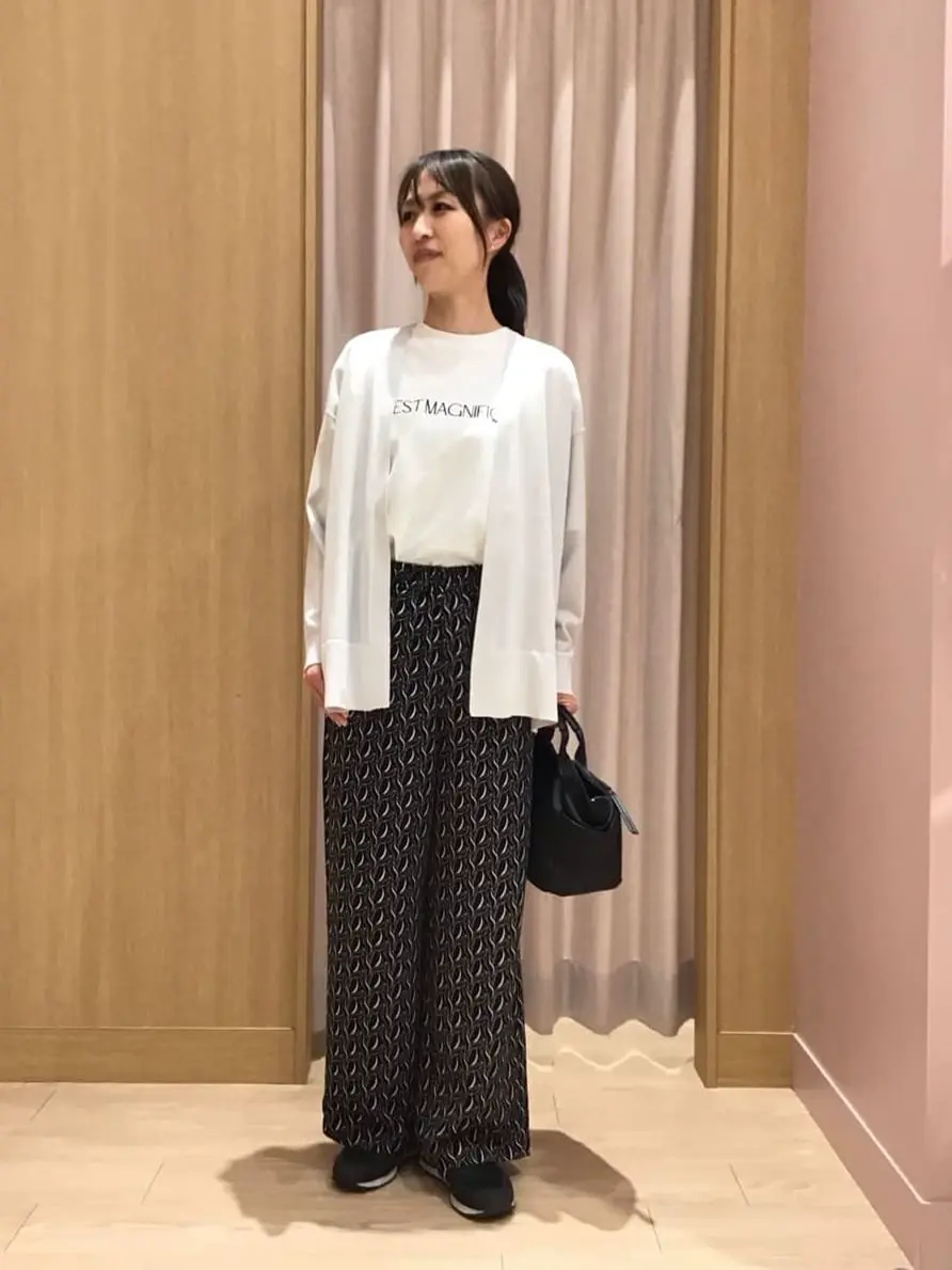  浅岡 コーディネート画像