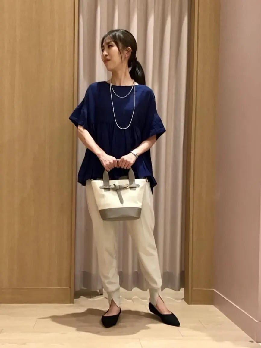  浅岡 コーディネート画像