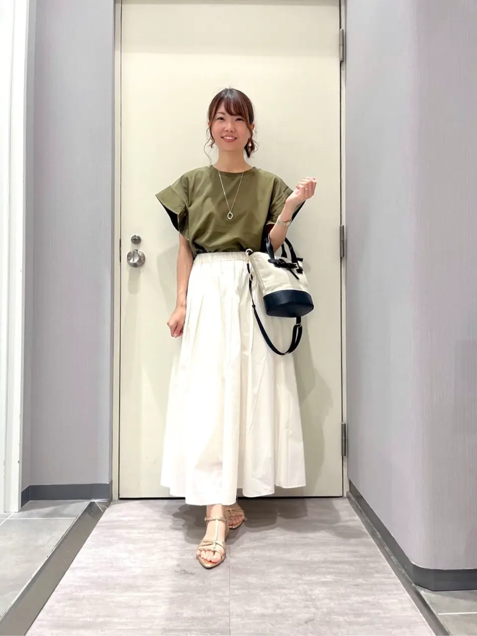  金井 コーディネート画像