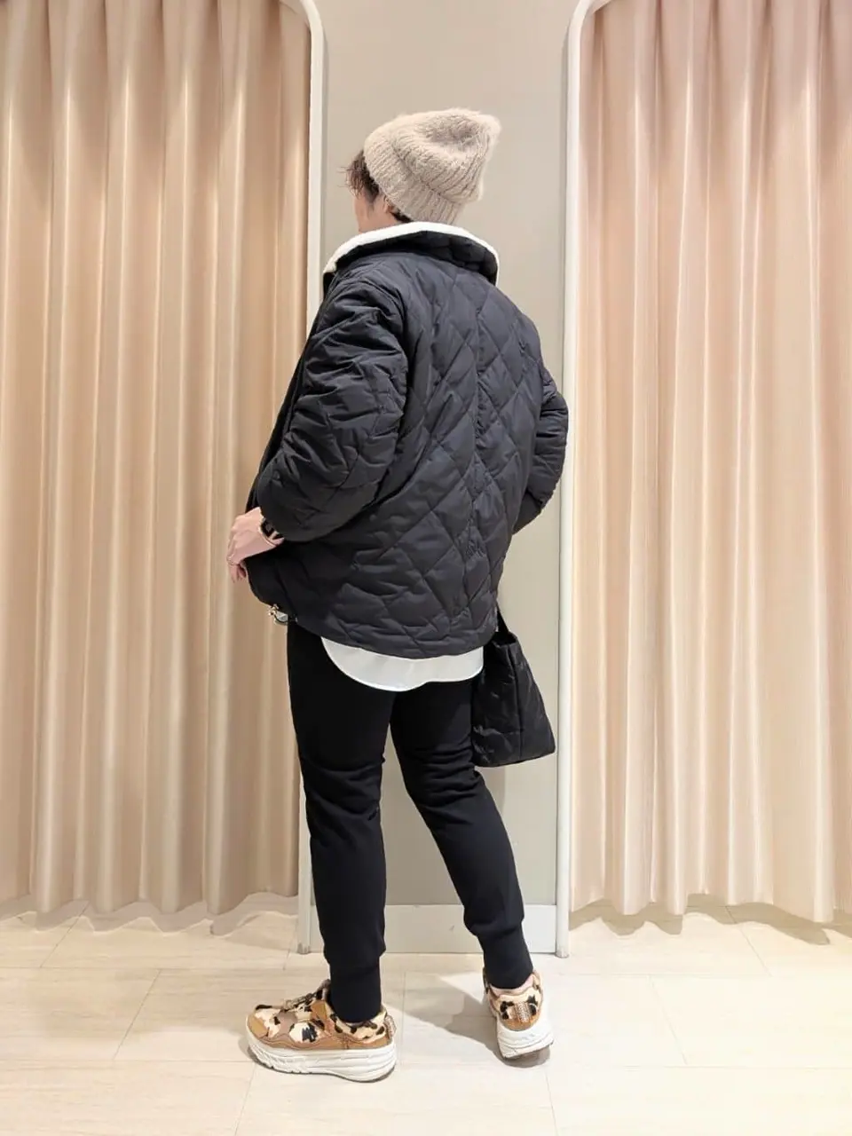 UNFILO 吉本 コーディネート画像